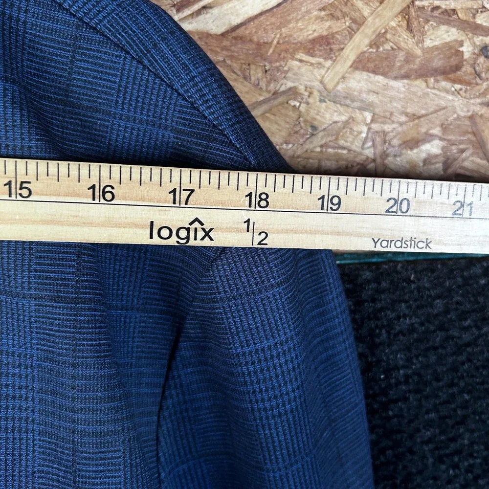 Mizzen+Main Navy Plaid Sport Coat